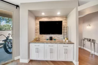 Photo #4: 6313909 Listing 