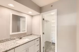 Photo #5: 6314026 Listing 