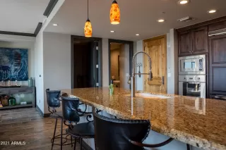 Photo #2: 6314094 Listing