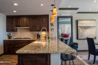 Photo #5: 6314094 Listing