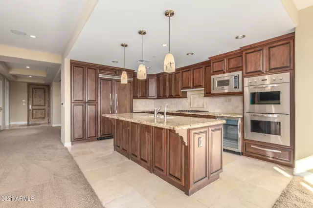MLS: 6314204 Condo For Sale