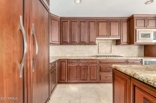 Photo #3: 6314204 Listing