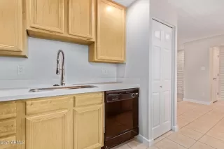 Photo #4: 6314871 Listing