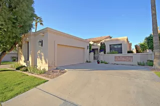 Photo #5: 6315156 Listing