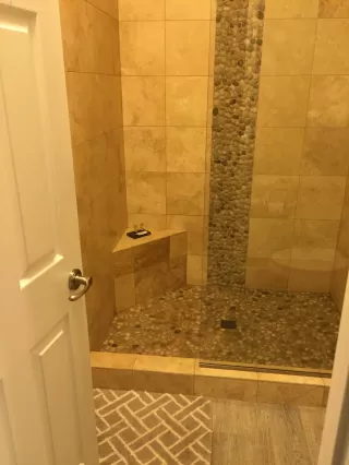 Photo #5: 6315162 Listing