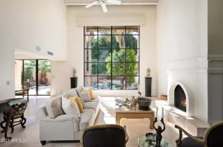 Photo #2: 6315264 Listing