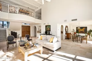 Photo #4: 6315264 Listing