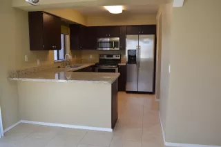 Photo #5: 6315305 Listing