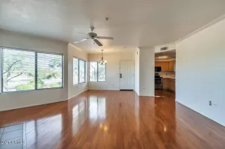 Photo #2: 6315618 Listing 