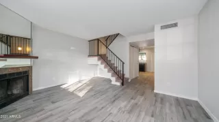 Photo #2: 6315909 Listing