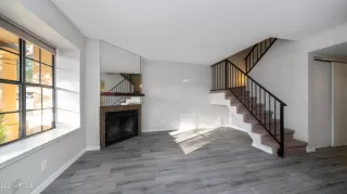 Photo #3: 6315909 Listing