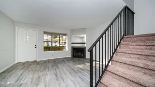 Photo #4: 6315909 Listing