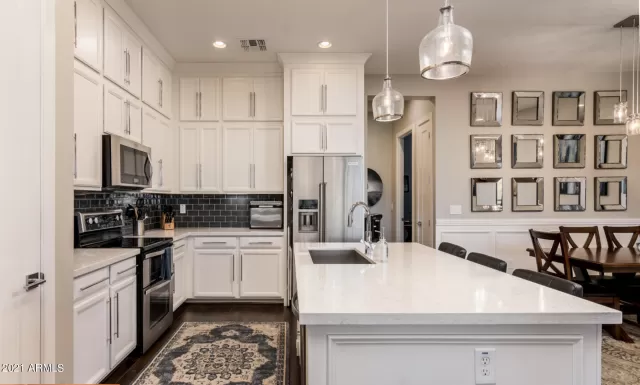 MLS: 6316532 Condo For Sale