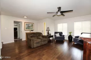 Photo #4: 6316640 Listing