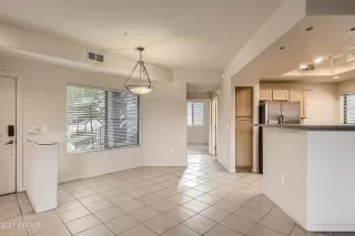 Photo #6: 6316865 Listing
