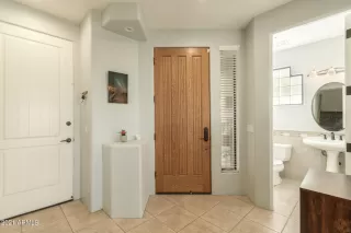 Photo #2: 6317052 Listing