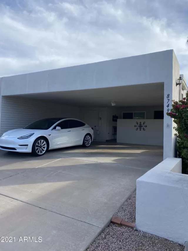 MLS: 6317356 Condo For Sale