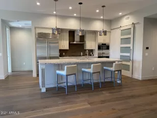 Photo #4: 6317379 Listing 