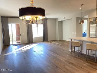 Photo #5: 6317379 Listing 