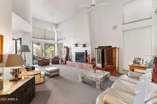 Photo #6: 6317719 Listing 