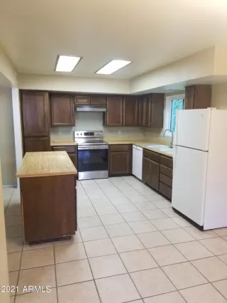 Photo #5: 6317786 Listing 