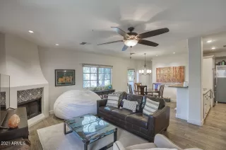 Photo #4: 6317959 Listing