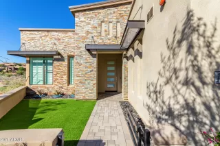 Photo #5: 6318029 Listing