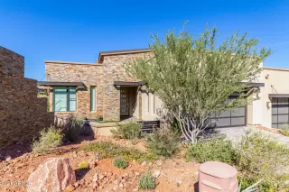 Photo #6: 6318029 Listing