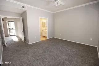 Photo #6: 6318061 Listing 