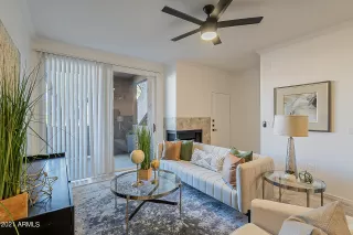 Photo #5: 6318072 Listing