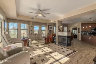 Photo #4: 6318151 Listing