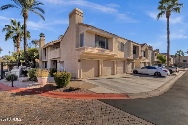 MLS: 6318290 Condo For Sale