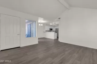 Photo #4: 6318290 Listing