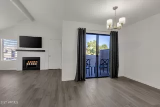 Photo #6: 6318290 Listing