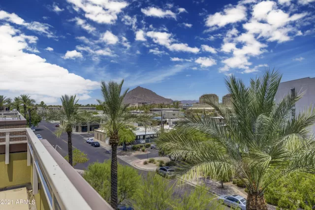 MLS: 6318438 Condo For Sale