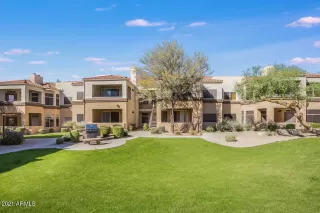 Photo #5: 6318519 Listing