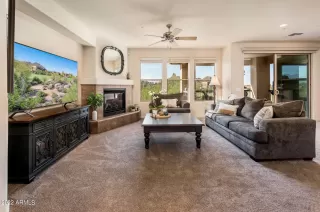 Photo #4: 6318595 Listing