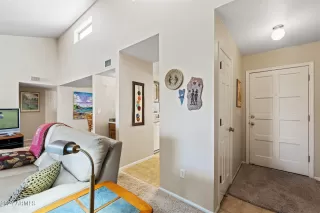 Photo #2: 6318844 Listing 