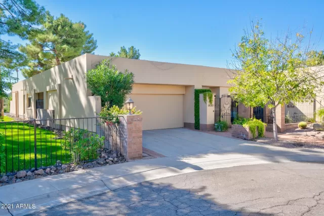 MLS: 6318920 Condo For Sale