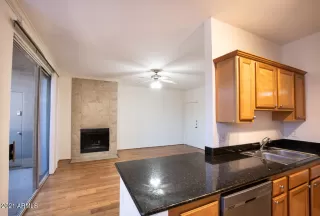 Photo #6: 6318947 Listing