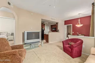 Photo #4: 6318990 Listing 