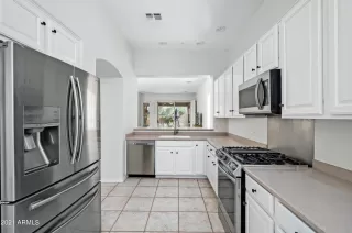 Photo #6: 6319020 Listing 