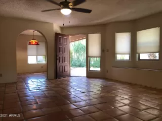 Photo #6: 6319085 Listing 