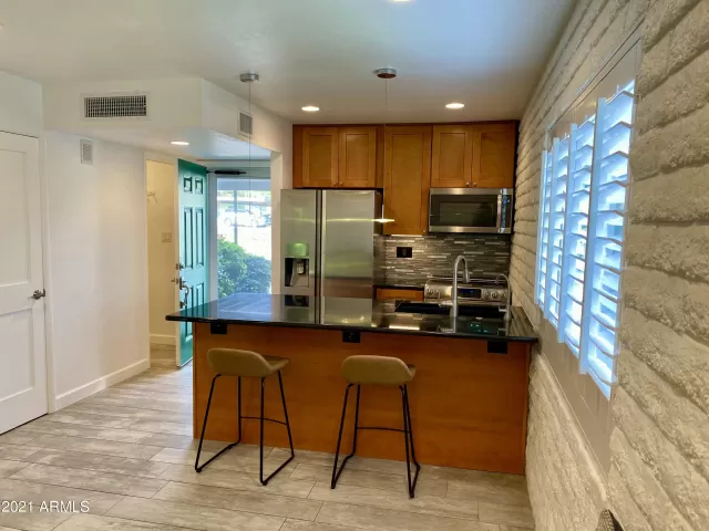 MLS: 6319126 Condo For Sale