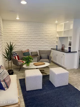 Photo #2: 6319126 Listing 