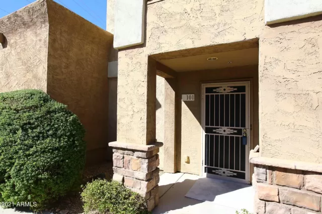 MLS: 6319136 Condo For Sale