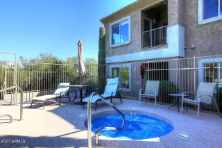 Photo #5: 6319136 Listing