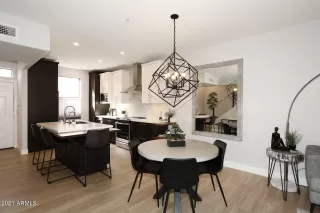 Photo #4: 6319141 Listing