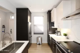 Photo #5: 6319141 Listing