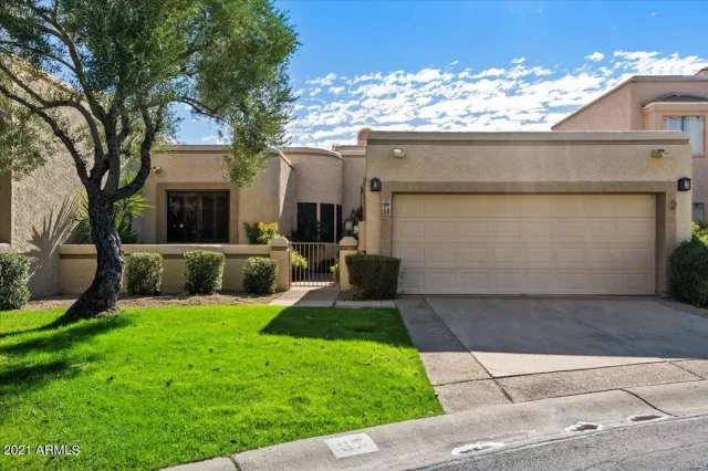 MLS: 6319144 Condo For Sale